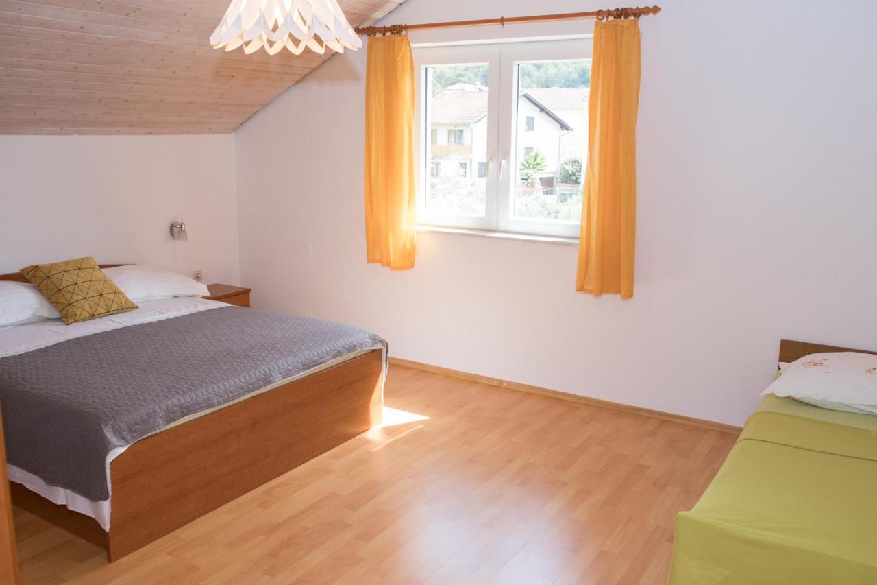 Apartment Dalmatien Raslina Buitenkant foto