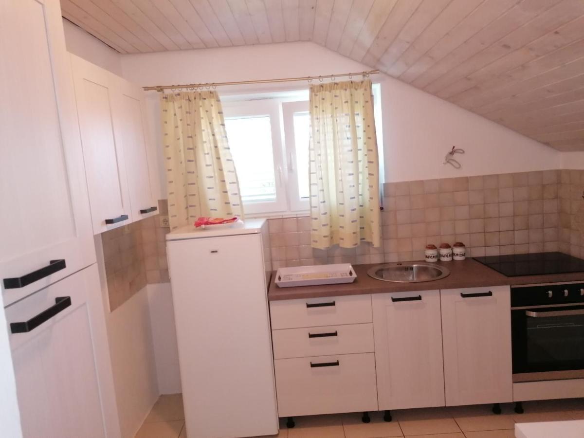 Apartment Dalmatien Raslina Buitenkant foto